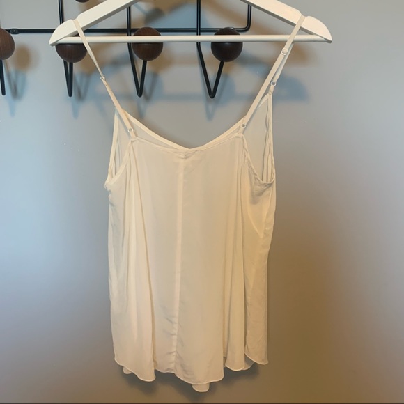 Aritzia Wilfred tank top. In excellent condition! - Picture 2 of 3